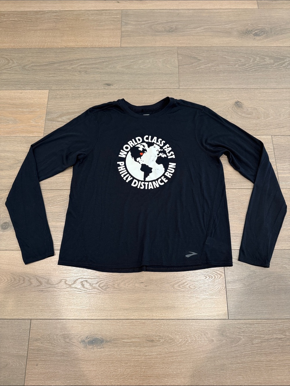 BROOKS Black World Class Fast Philly Distance Run Long Sleeve T-Shirt Size Large